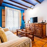 Casa Mayor Ayodar