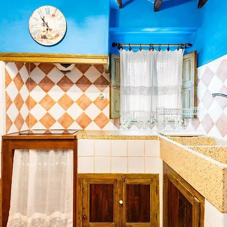 Casa Mayor Ayodar