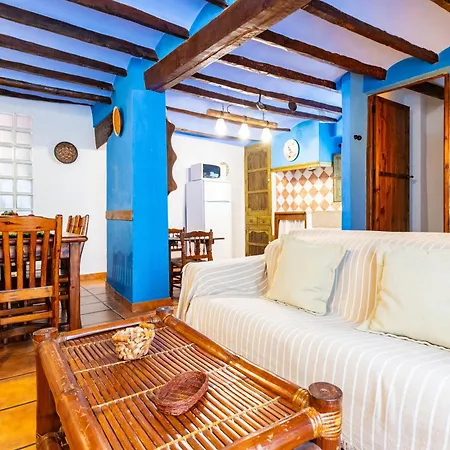 Casa Mayor *