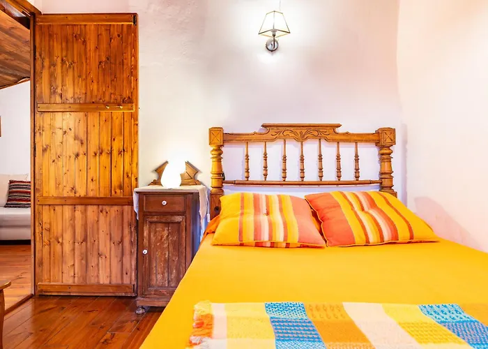 Casa Mayor * Ayodar